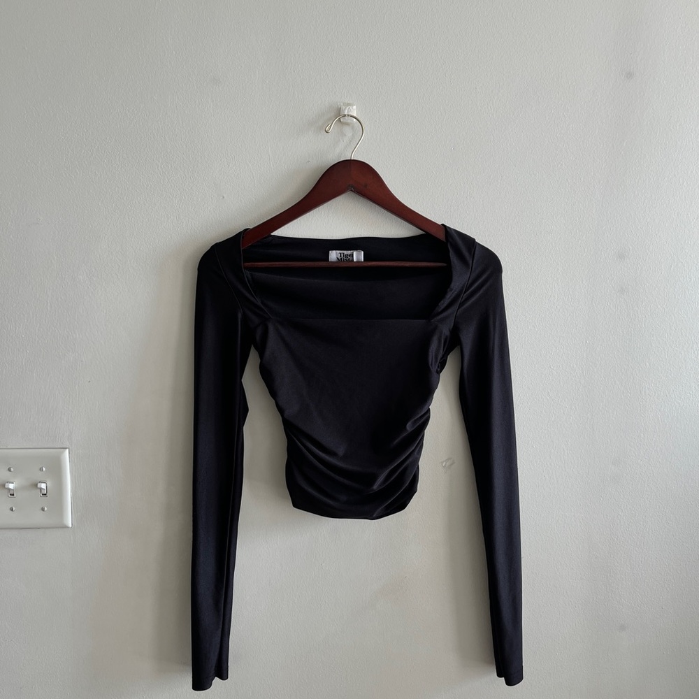 Tiger Mist Black Long Sleeve Top